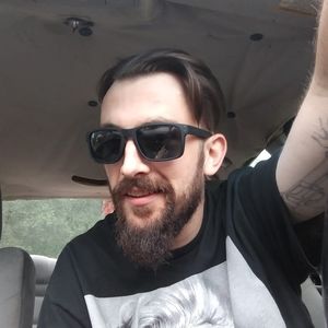 Meet your Posher, Lee